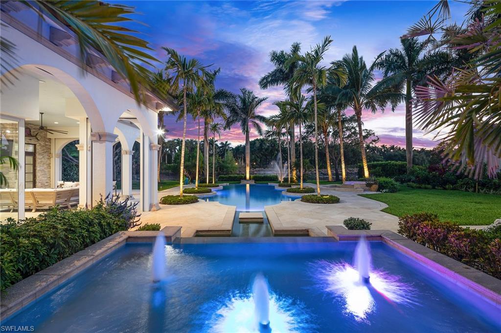 2562 Escada CT