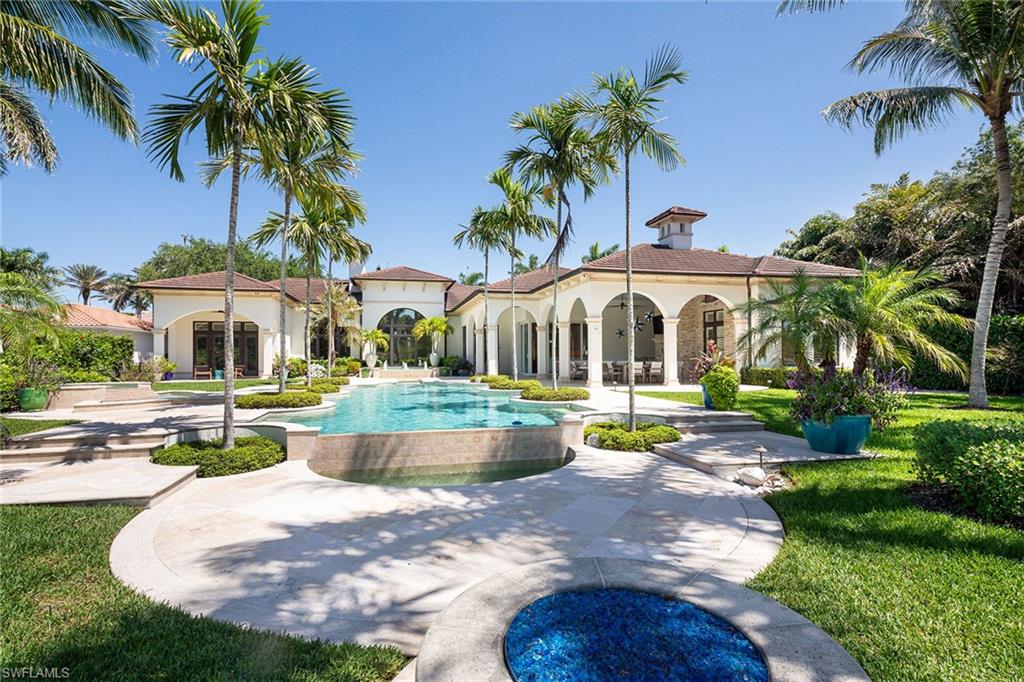 ESCADA AT TIBURON - Residential