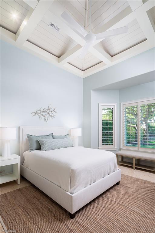 ESCADA AT TIBURON - Residential