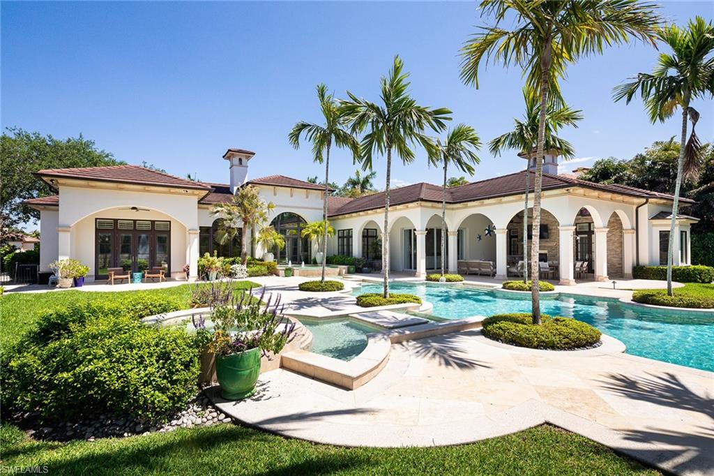 ESCADA AT TIBURON - Residential