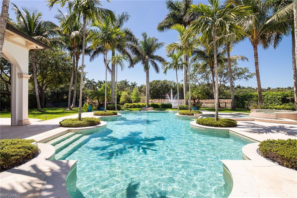 ESCADA AT TIBURON - Residential