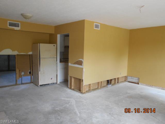 SUNSET POINTE AT FORT MYERS - Residential