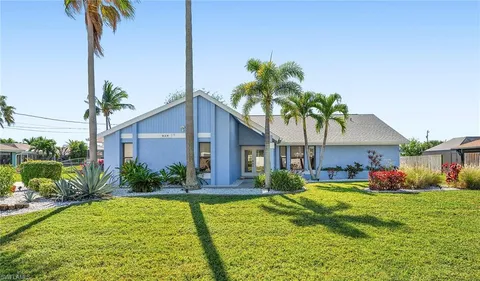 624 SW 35th St, Cape Coral, FL 33914 - MLS#: 225005981