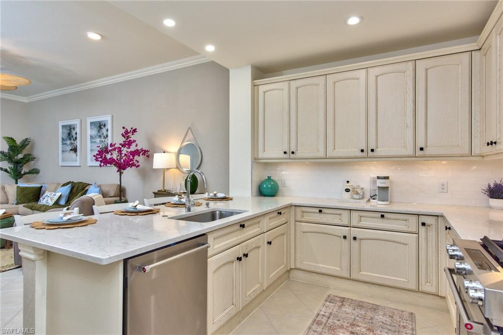 VARENNA - Residential Lease