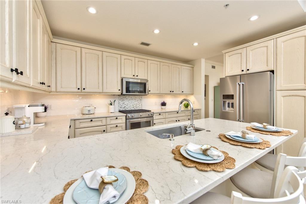 VARENNA - Residential Lease