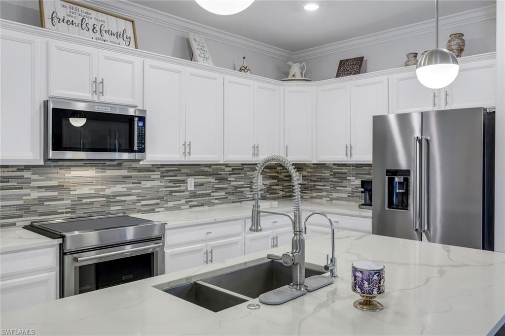 ORANGE BLOSSOM RANCH - Residential