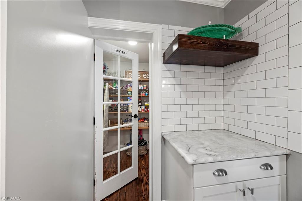 CARLTON GROVE - Residential