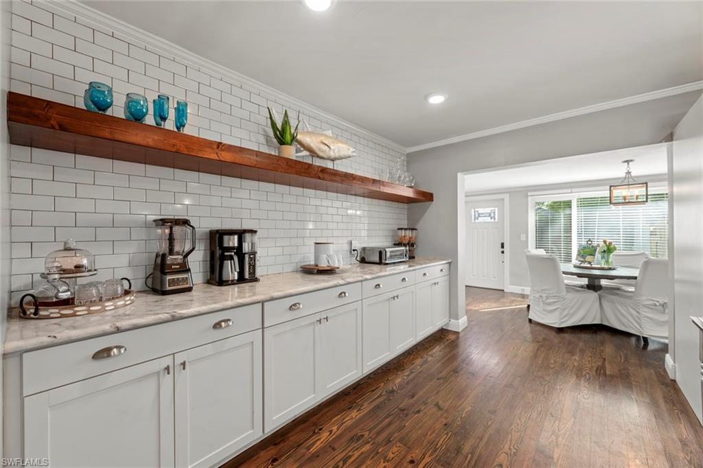 CARLTON GROVE - Residential