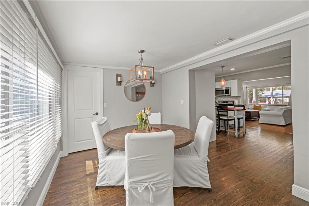 CARLTON GROVE - Residential