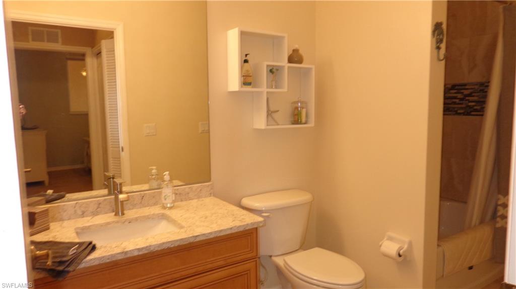 TERRACE IV AT RIVERWALK - Residential