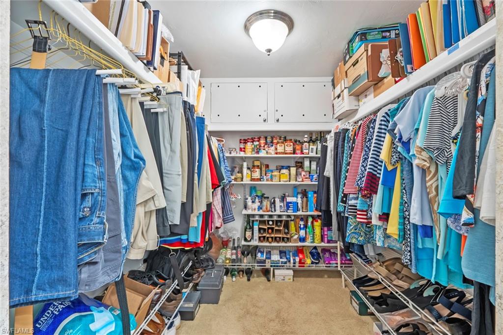 ISLAND REEF CLUB - Residential