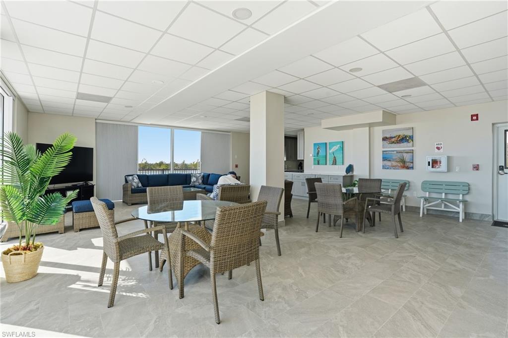 ISLAND REEF CLUB - Residential