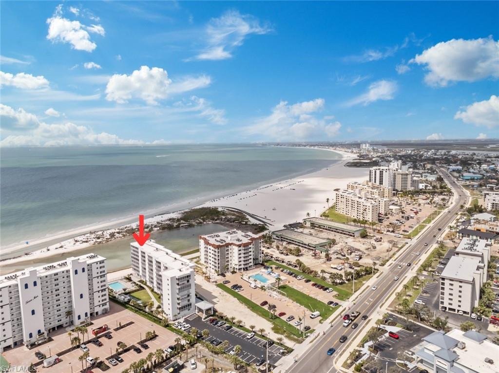 ISLAND REEF CLUB - Residential