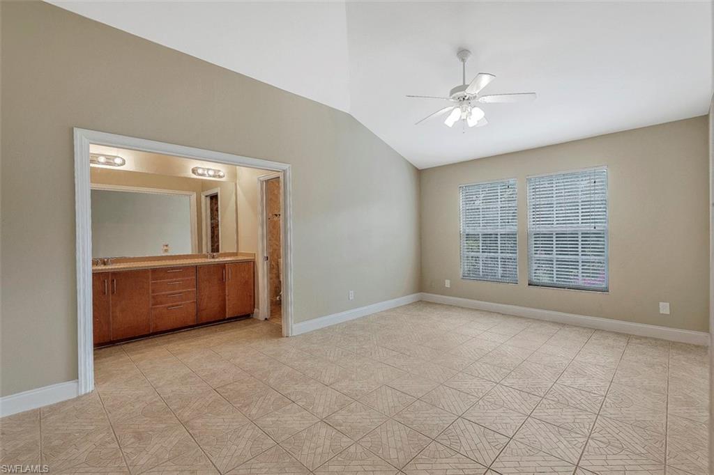 ISLAND PARK WOODS - Residential