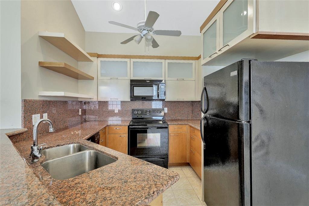 ISLAND PARK WOODS - Residential