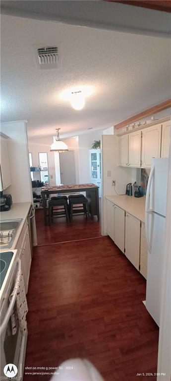 RIVIERA GOLF ESTATES - Residential