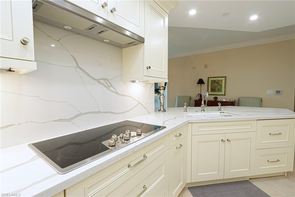 BAYPOINTE AT NAPLES CAY - Residential Lease