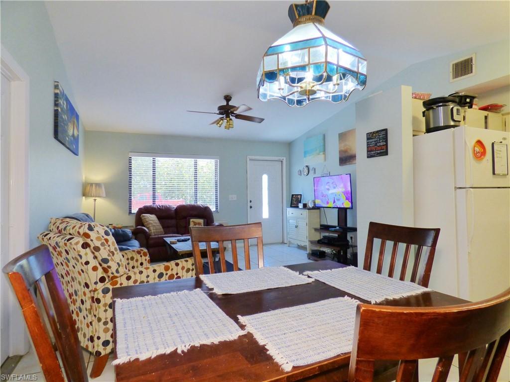 SAN CARLOS PARK - Residential