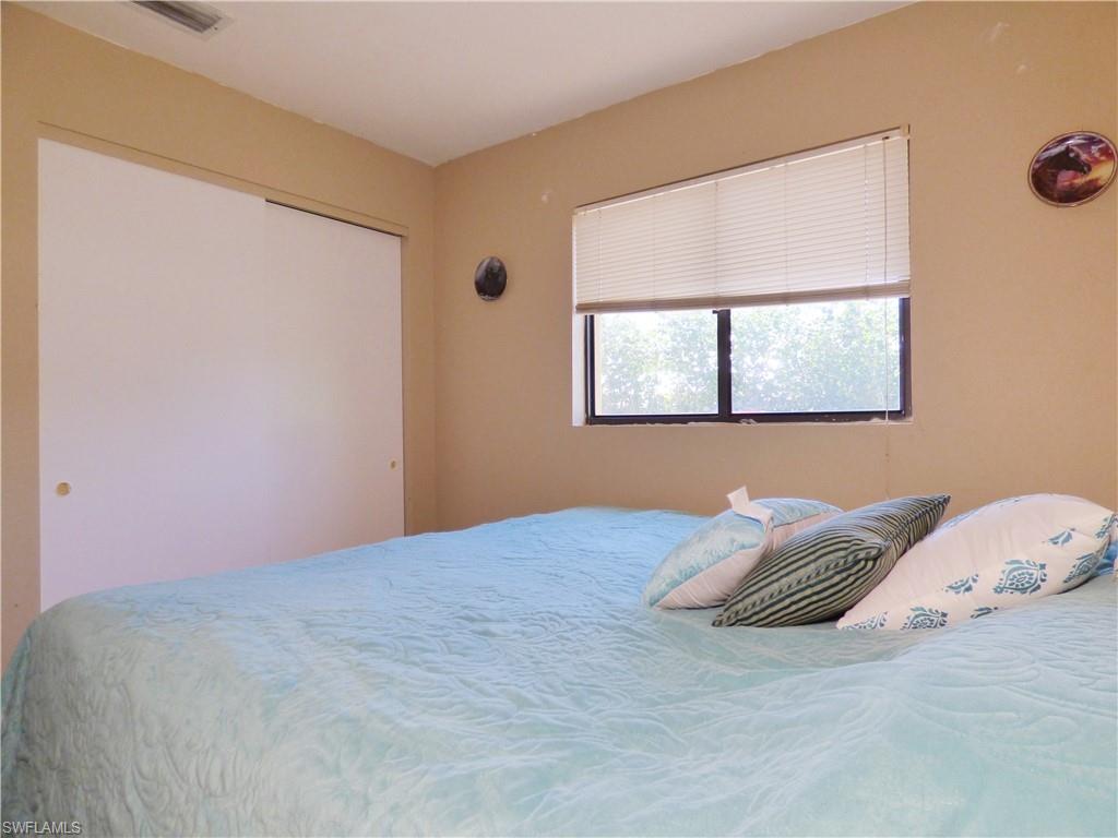 SAN CARLOS PARK - Residential