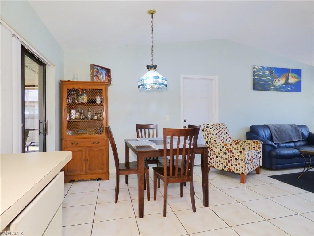 SAN CARLOS PARK - Residential