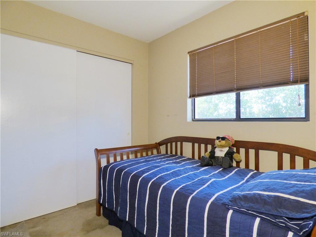 SAN CARLOS PARK - Residential