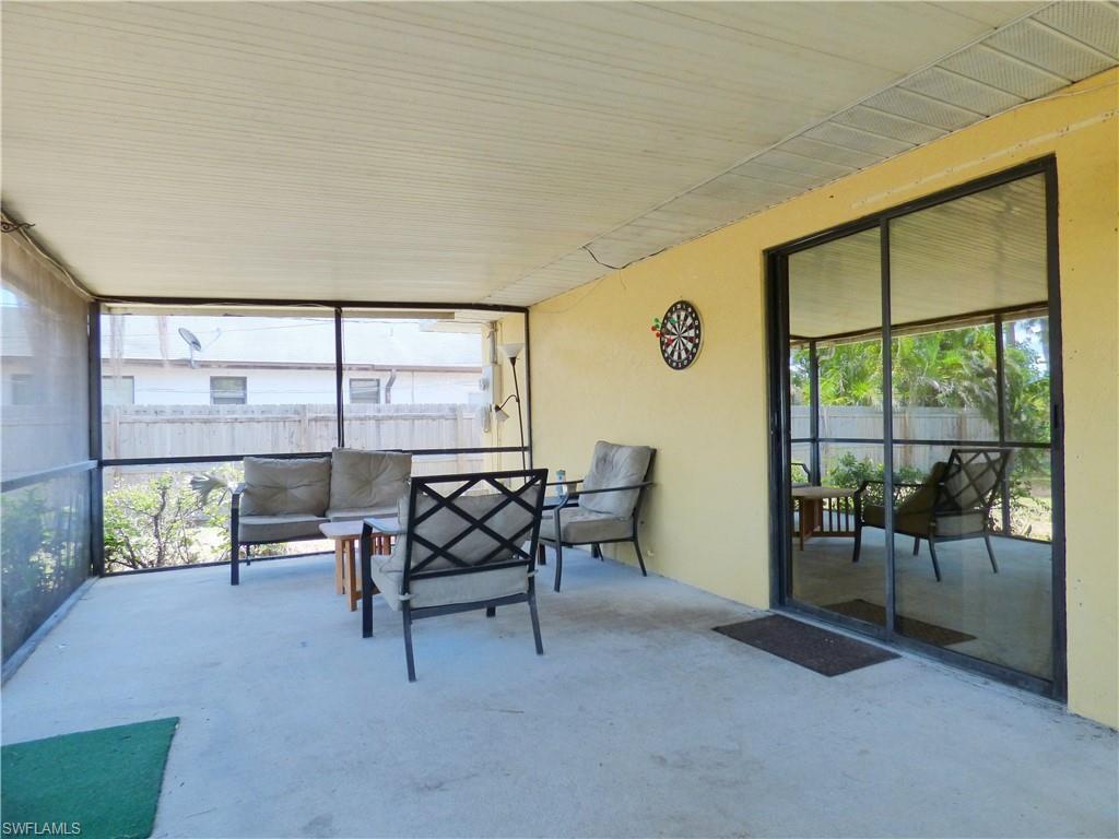 SAN CARLOS PARK - Residential