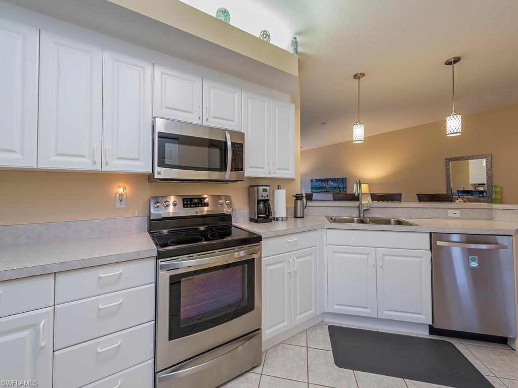 LIGHTHOUSE BAY - Residential