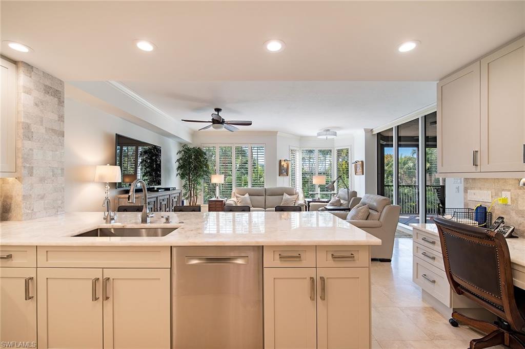 TRIESTE AT BAY COLONY - Residential