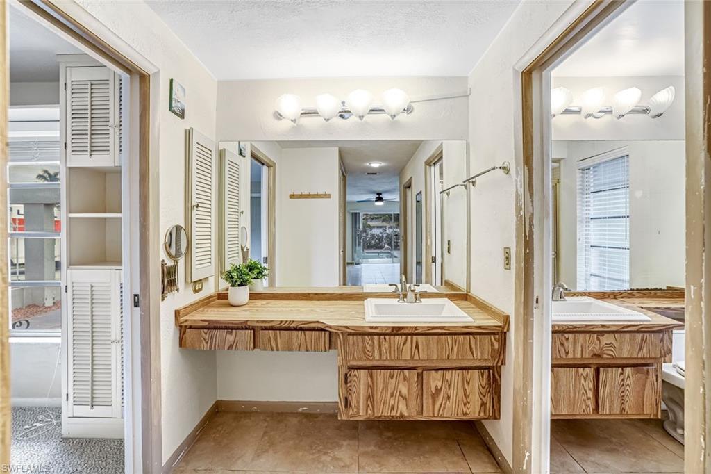 PINE HURST ESTATES - Residential