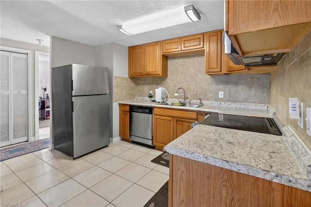 FORT MYERS - Residential