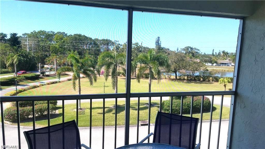 FOXMOOR - Residential Lease