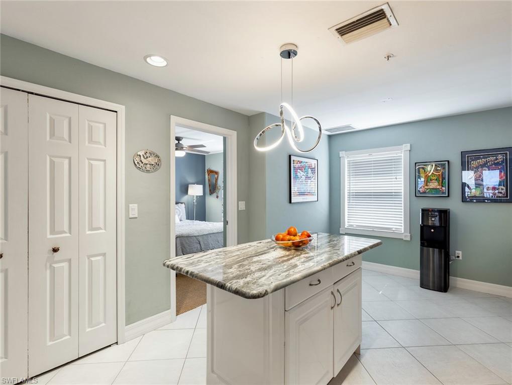 THE RIVER - Residential