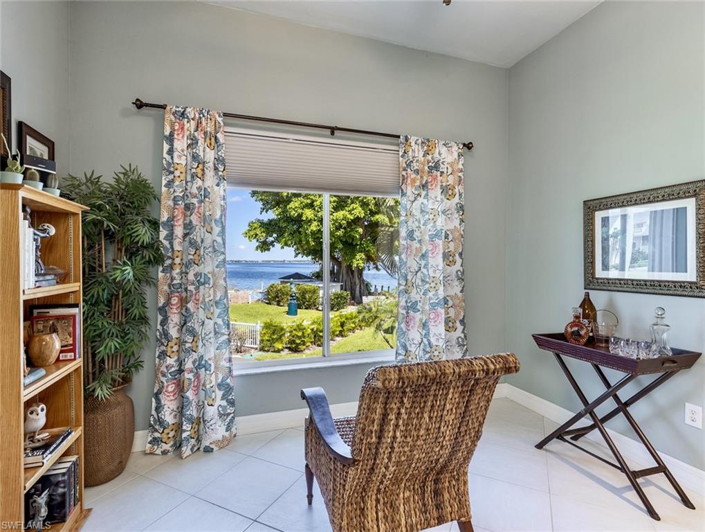 THE RIVER - Residential