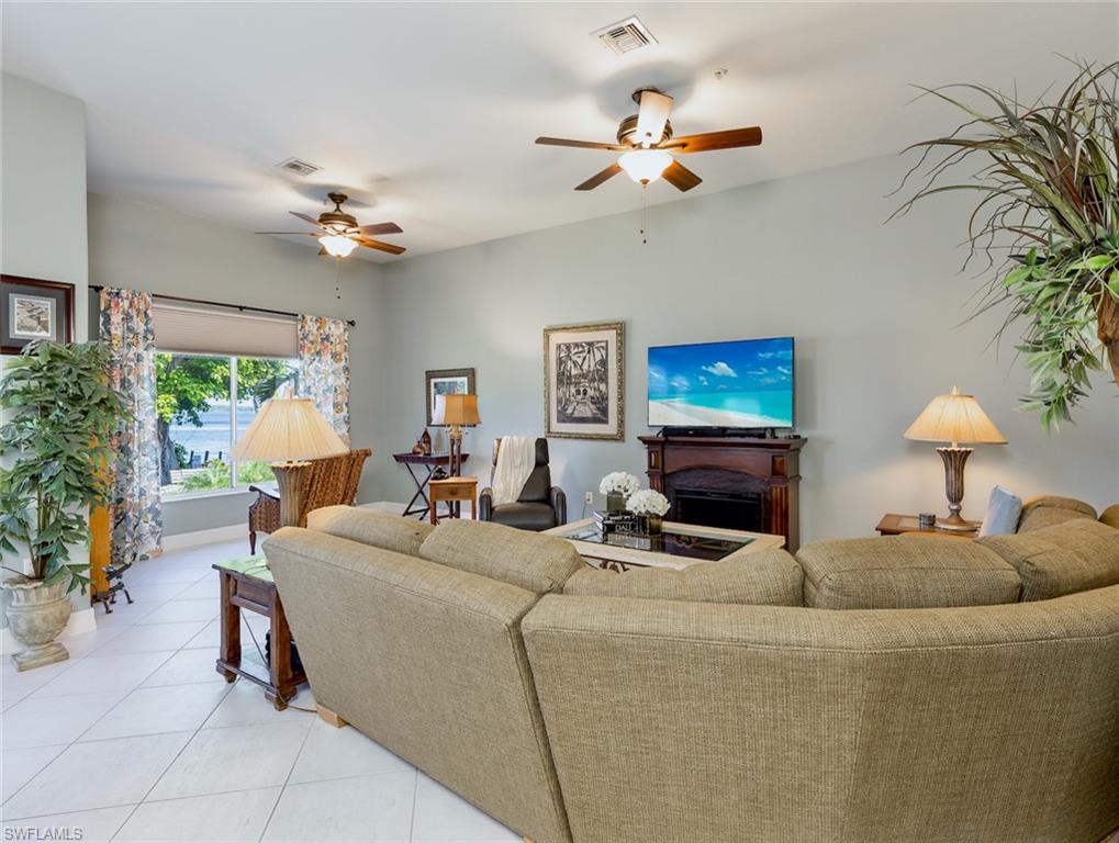 THE RIVER - Residential