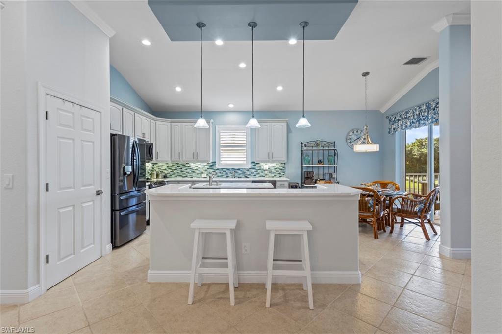 THE ENCLAVE - Residential