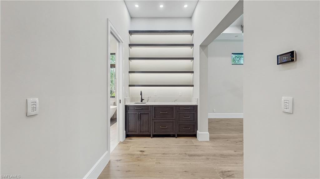 OAKES ESTATES - Residential