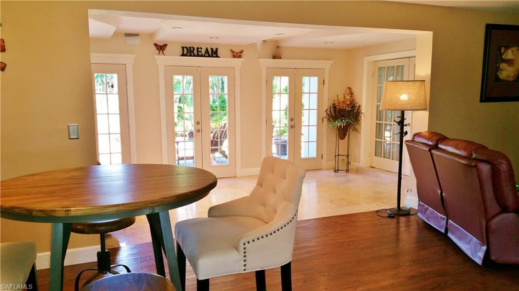 BOULEVARD MANOR - Residential