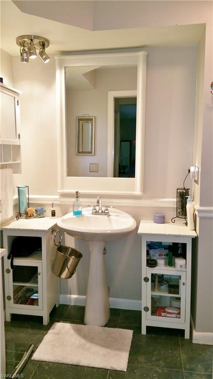 BOULEVARD MANOR - Residential