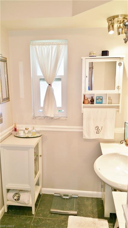 BOULEVARD MANOR - Residential