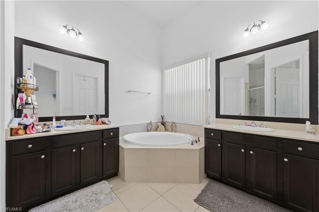 MAPLE RIDGE - Residential