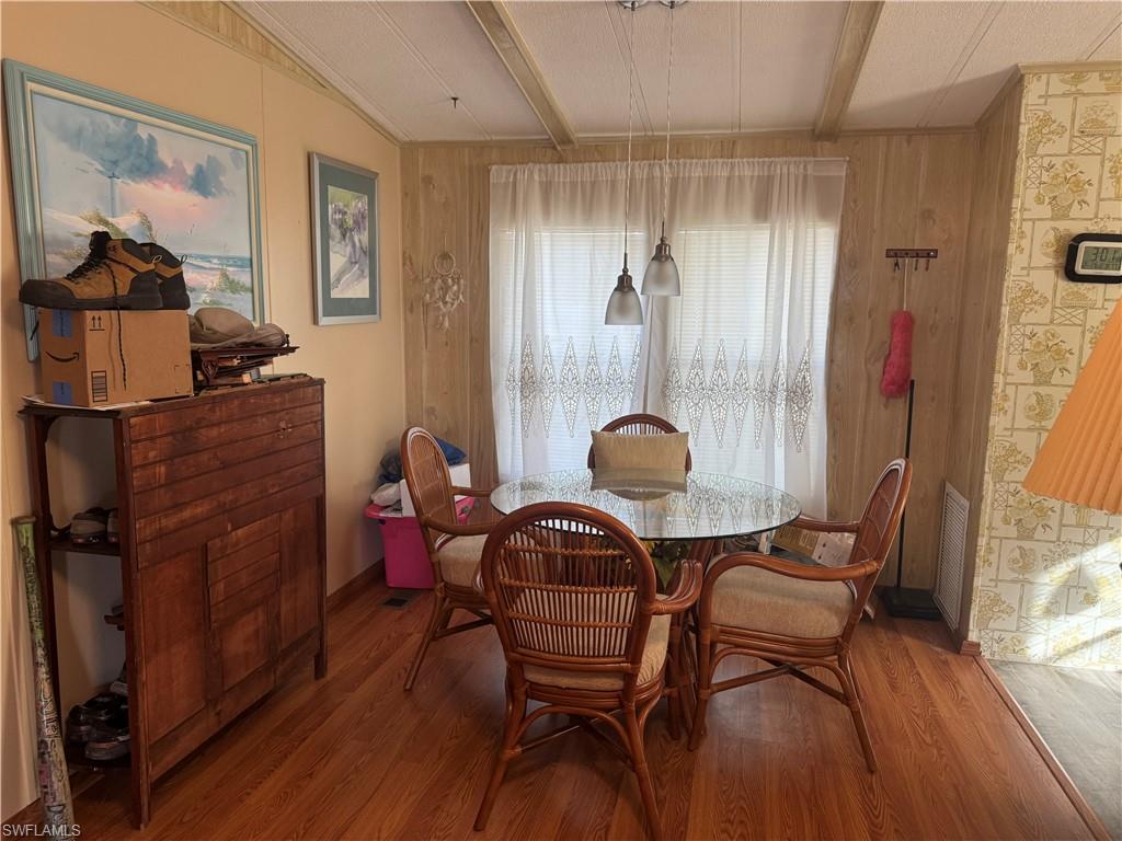 MOBILE MANOR - Residential