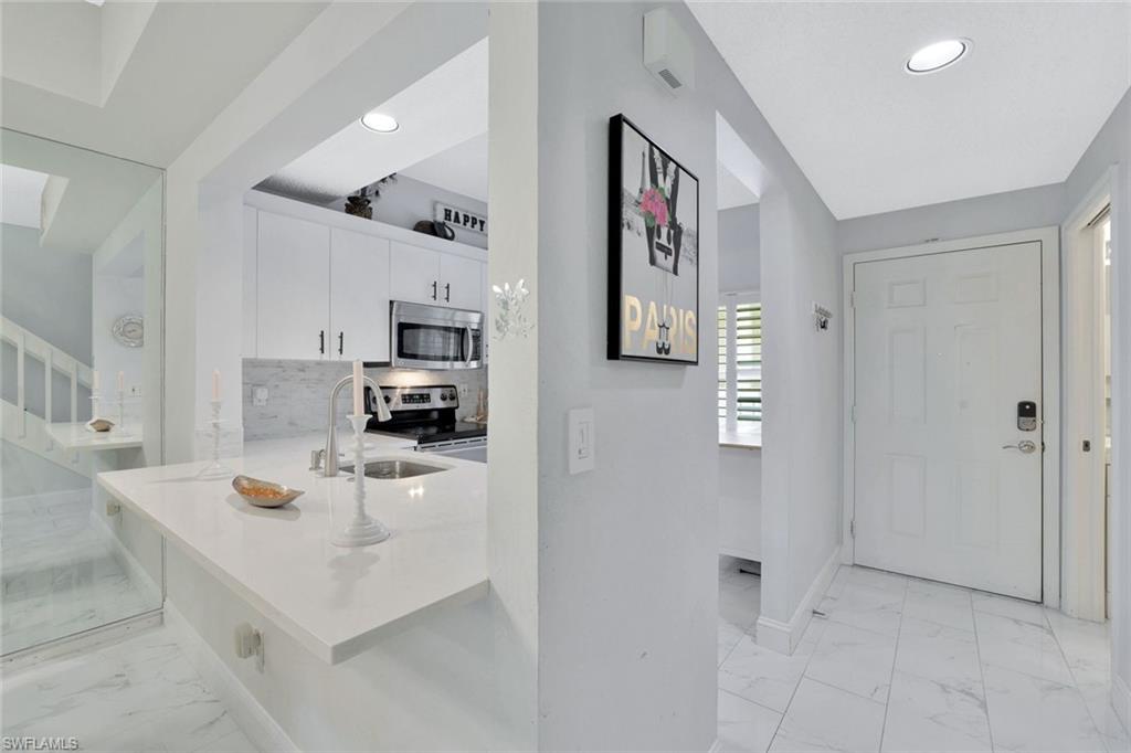 FAIRWAYS AT EMERALD GREENS - Residential Lease