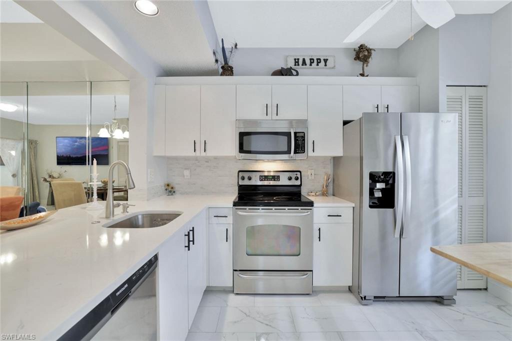 FAIRWAYS AT EMERALD GREENS - Residential Lease