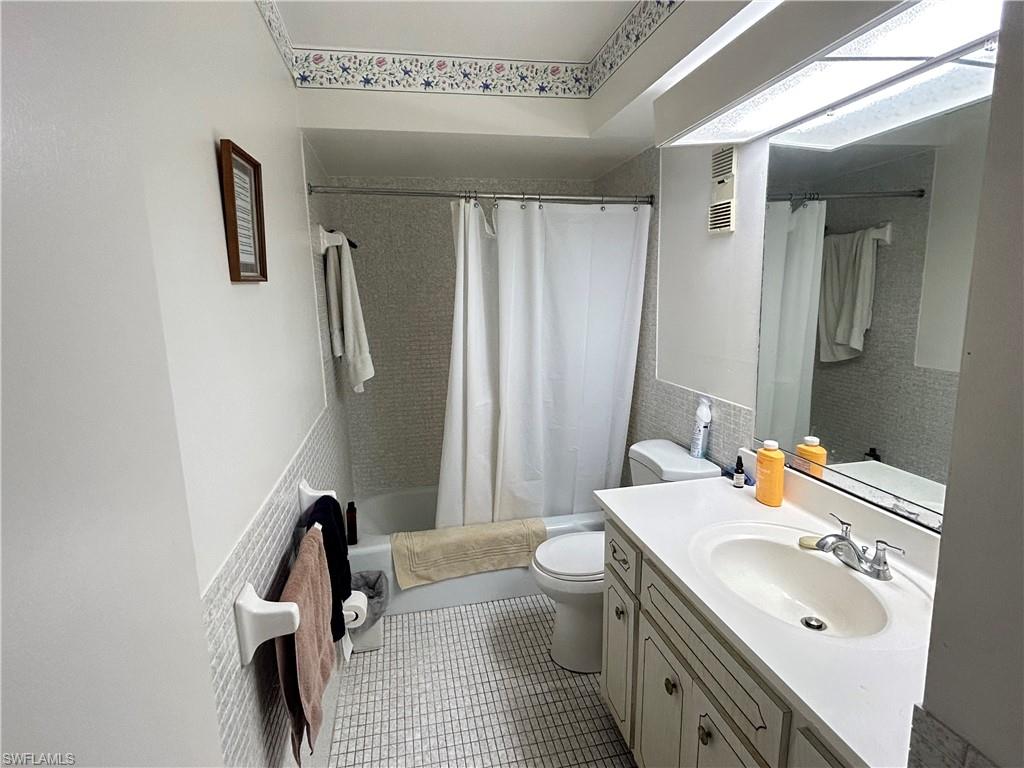 LAKE LAWN CONDO - Residential