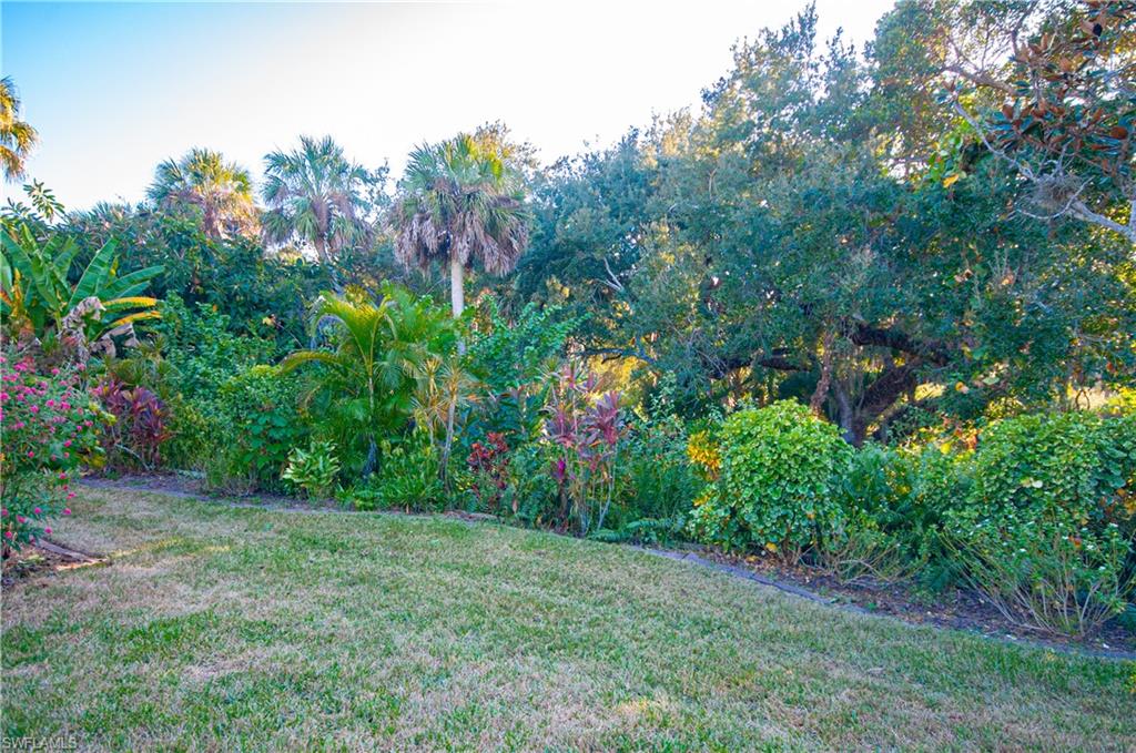 VILLAGES AT COUNTRY CREEK - Residential