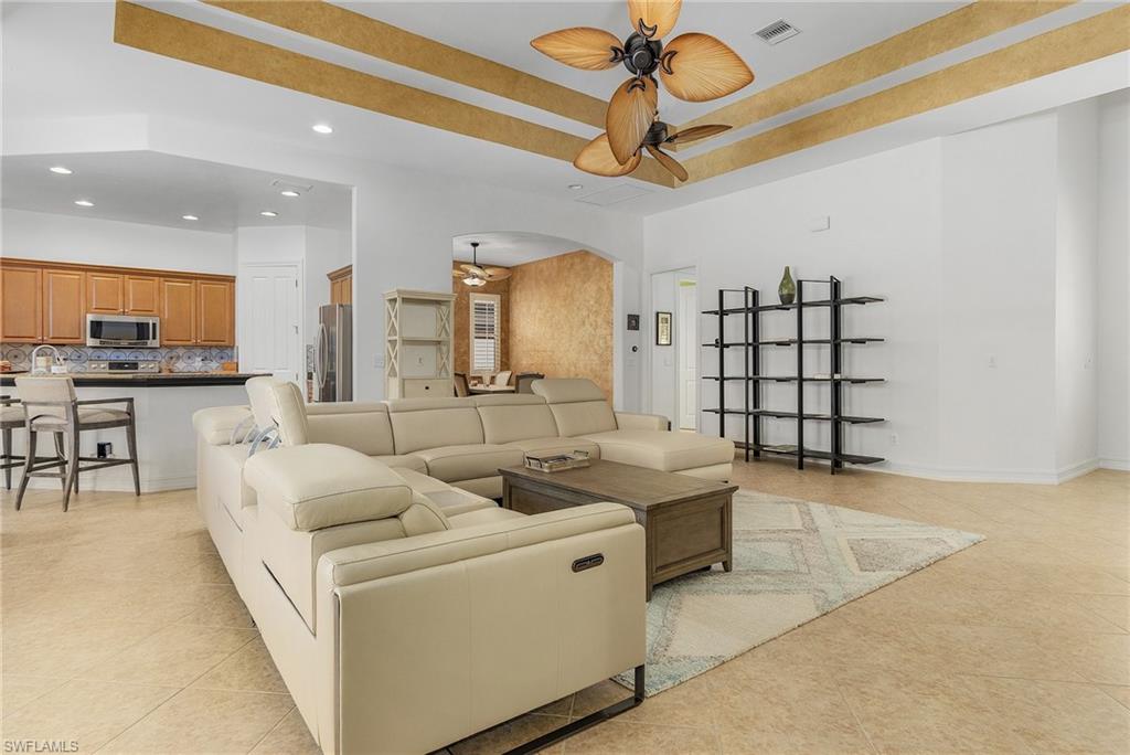 SAVONA - Residential Lease