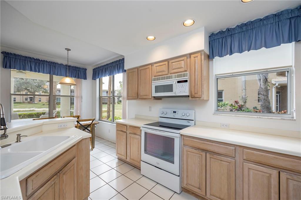 LAKEMONT COVE - Residential