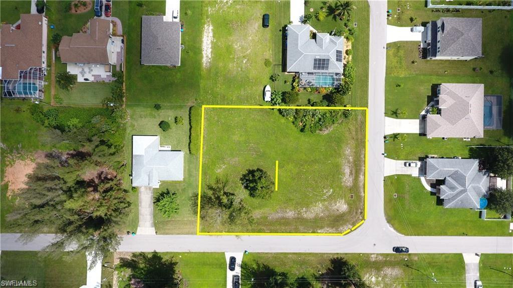 CAPE CORAL - Land