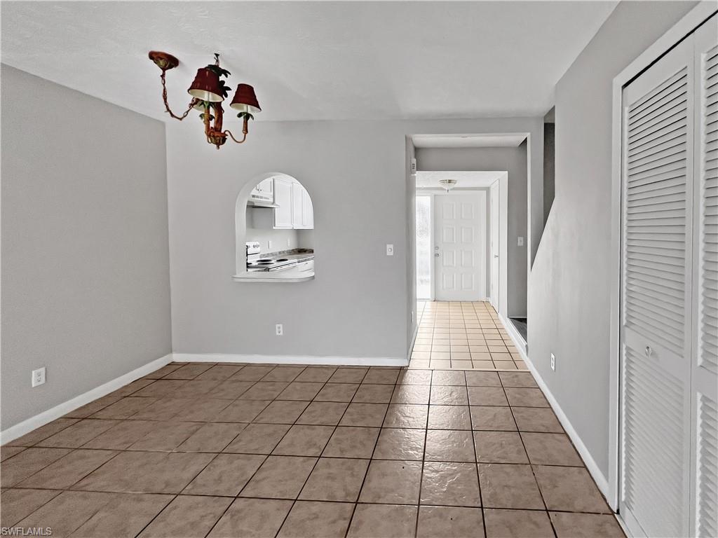 CORAL BAYVIEW CONDO - Residential Lease