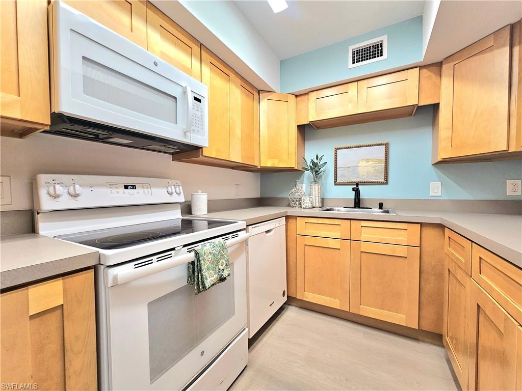 PORT CHARLOTTE - Residential